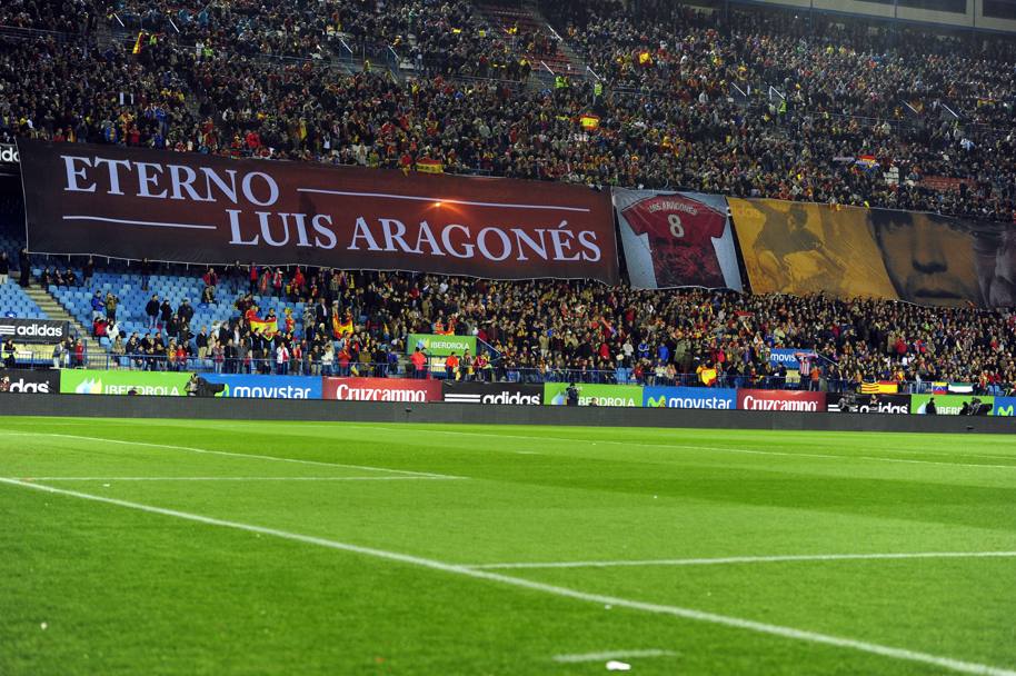 A Madrid Spagna-Italia è l&#39;antipasto del Mondiale in Brasile, ma è anche la prima occasione internazionale per i tifosi spagnoli per ricordare la memoria dell&#39;ex c.t. della Spagna Luis Aragones, scomparso lo scorso primo febbraio 